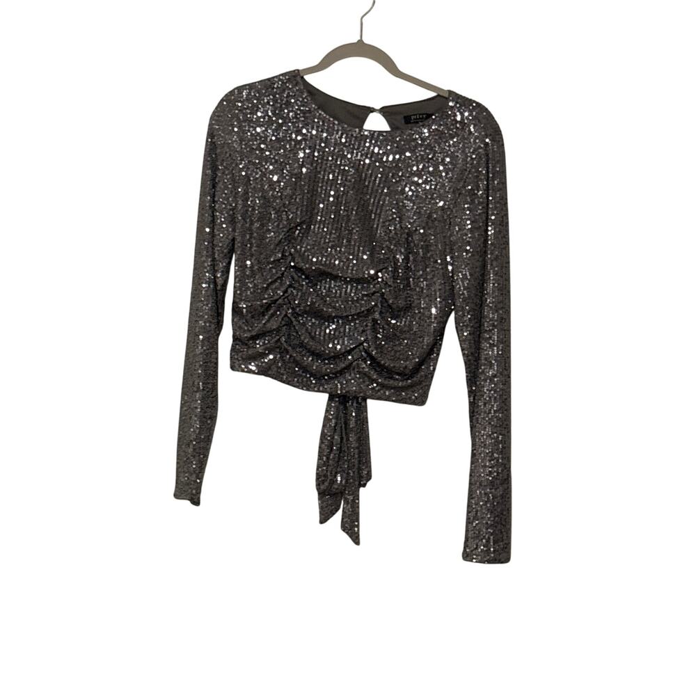 Privy blouse size M NWT